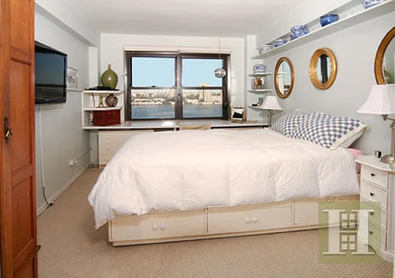Sold by Halstead Real Estate | media 16