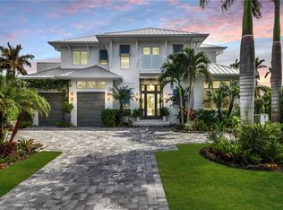 1300 Cobia CT, NAPLES, FL 34102