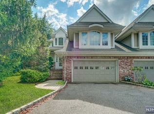 318 County Rd #A, Tenafly, NJ 07670