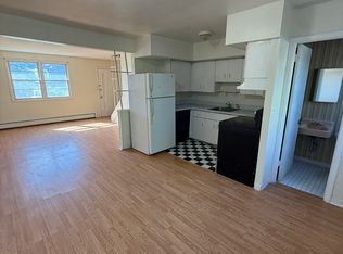 75 Fairview Ave #D, Hamden, CT 06514