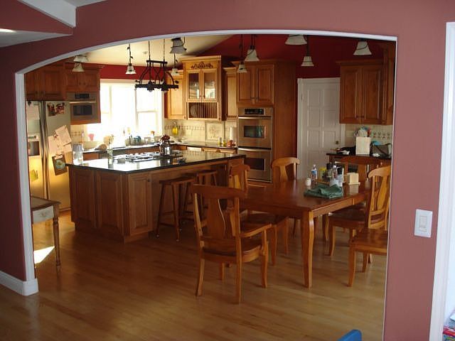 1st image of 6560 Little Falls Dr
