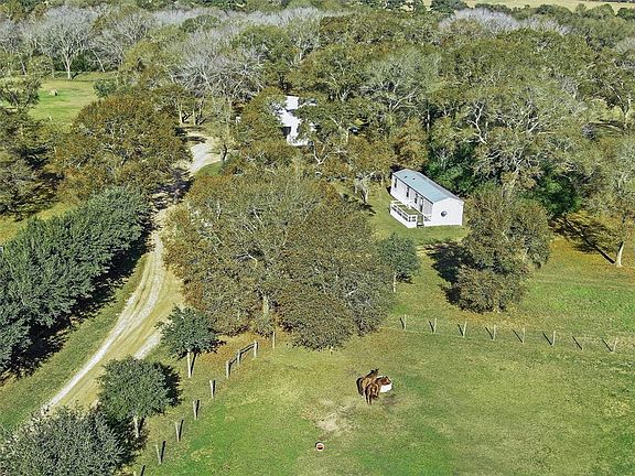 5th image of 19204 Fm 359 Rd