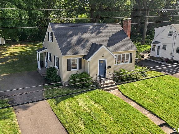 2nd image of 14 Barry Road