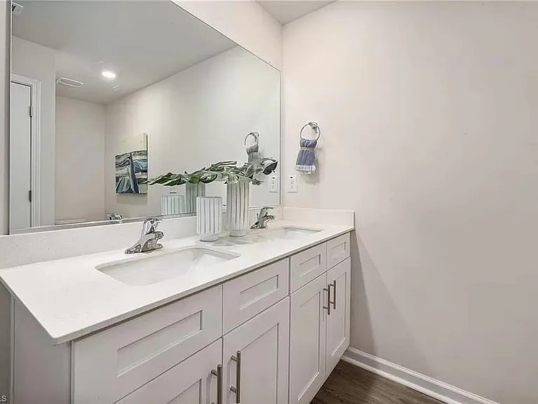 1178 Evelynnview Ln — Photo 7