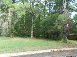 300 Salem Dr NE, Huntsville, AL 35811