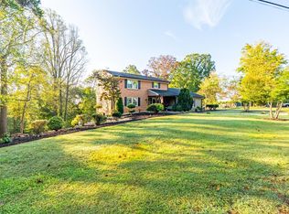 1921 Tabby Ln, Altavista, VA 24517