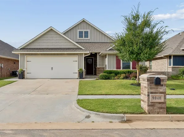 9040 NW 119th St, Yukon, OK 73099