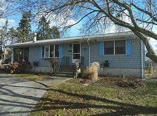 10 Maywood Rd, Narragansett, RI 02882