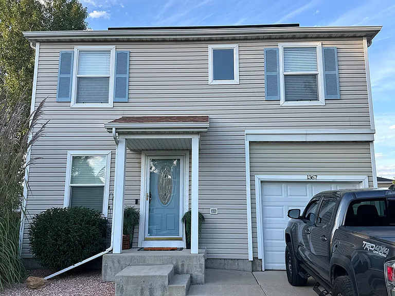 1367 Lark Ave — Photo 1