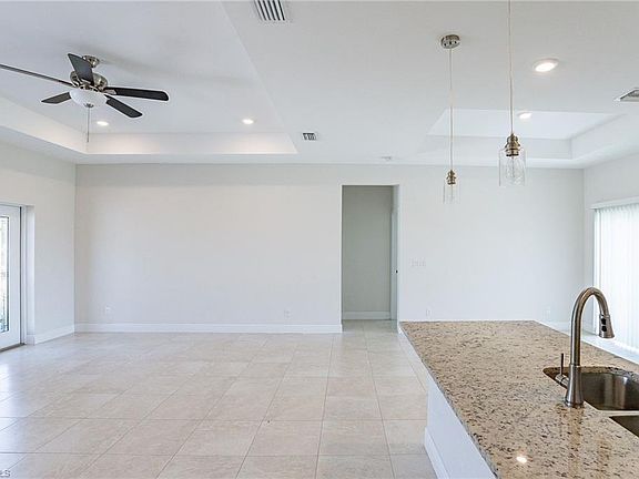 5th image of 1144 NW 2nd AVE
