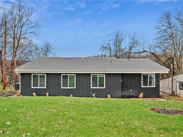 856 Cleveland Ave, Brackenridge, PA 15014
