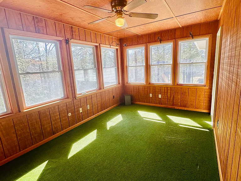 410 Barbara Dr — Photo 72