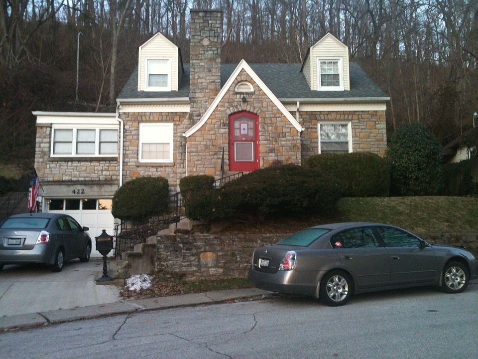 1st image of 422 Ewing St
