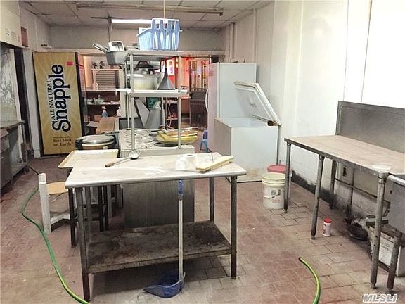 3rd image of 21151 Jamaica Ave #1