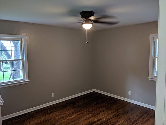 5th image of 4208 W 62nd Ter