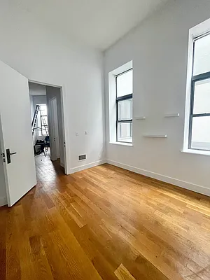 Rented by MADEHOME | media 6