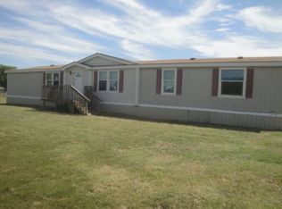 9059 Rodeo Dr, Terrell, TX 75160