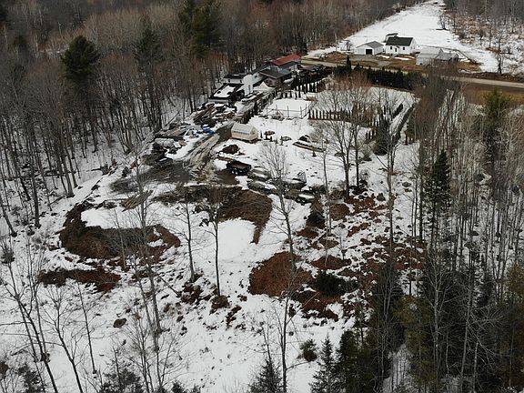 4th image of 759 Brooks Road