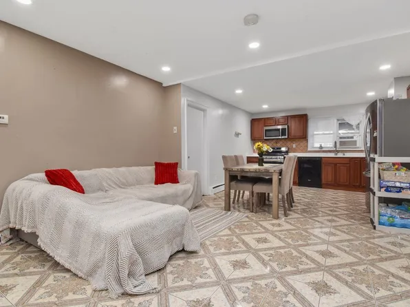 358 Broadway image 8 of 14