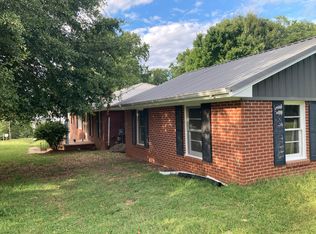 102 N Palmetto St, Liberty, SC 29657