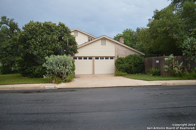 2nd image of 14215 Bitternut Woods St