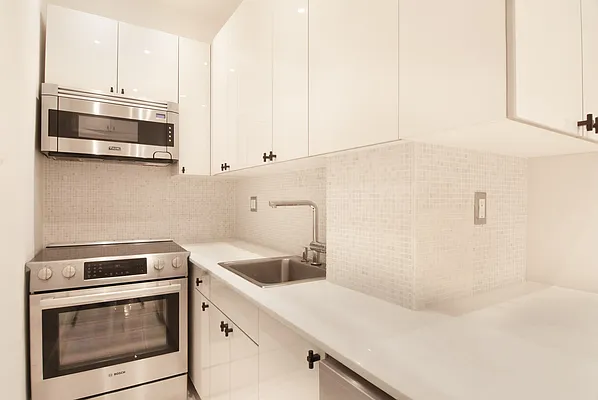 Rented by WAM Partners - William Moses Co. | media 28