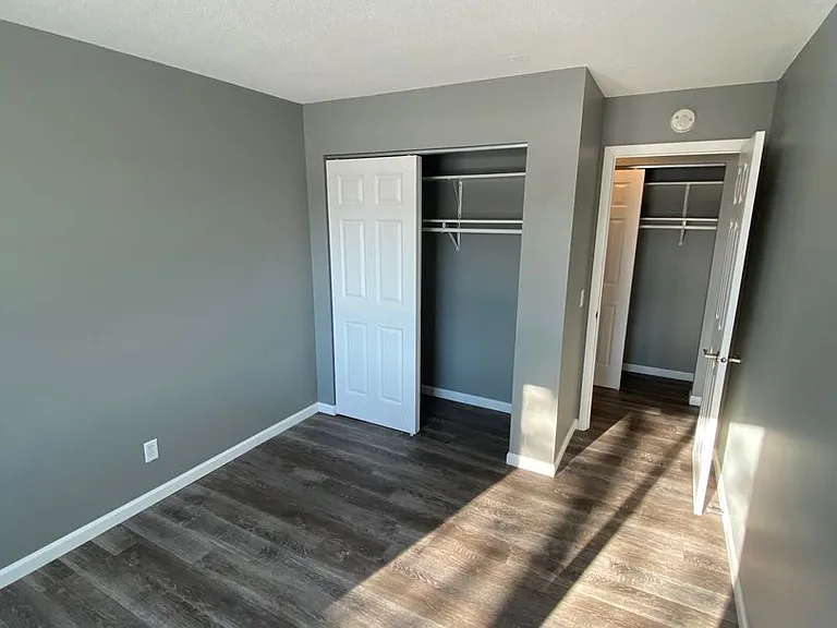 42nd Ave Apartment — Photo 16