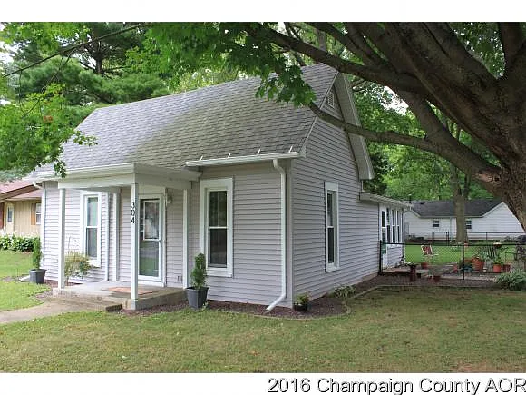 304 Stout St photo 1