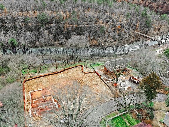 4th image of 155 Sloan St Lot 0