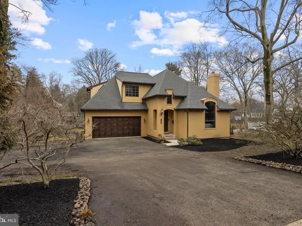 525 N Swarthmore Ave, Swarthmore, PA 19081