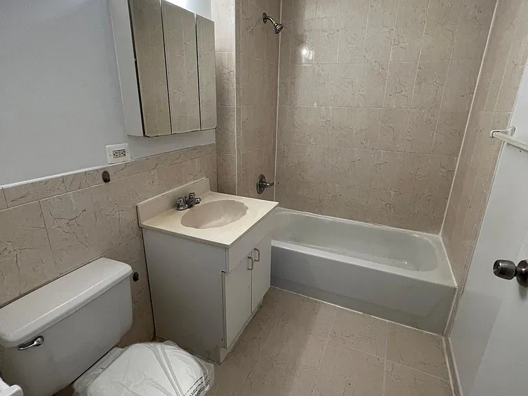 137-02 Northern Blvd #6J — Photo 14