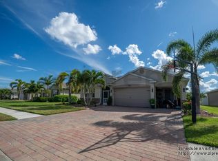 2626 Corona Ln, Cape Coral, FL 33909