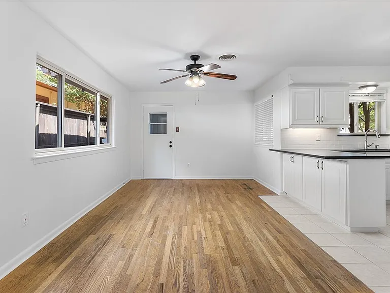 2809 Olympia Dr — Photo 16
