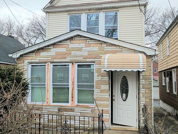 3rd image of 11622 171st St