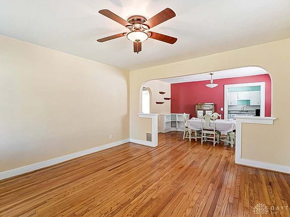 2nd image of 2323 Revere Ave