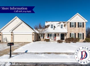 310 W Deer Creek Rd, O'Fallon, IL 62269