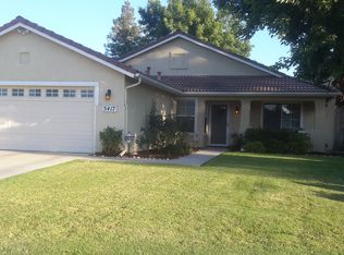 5417 W La Vida Ct, Visalia, CA 93277