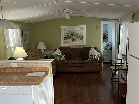 3rd image of 1405 Whisper Cir #232