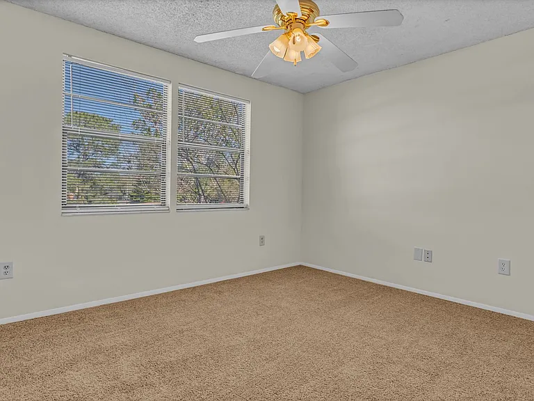 122 Loblolly Ct #C — Photo 14