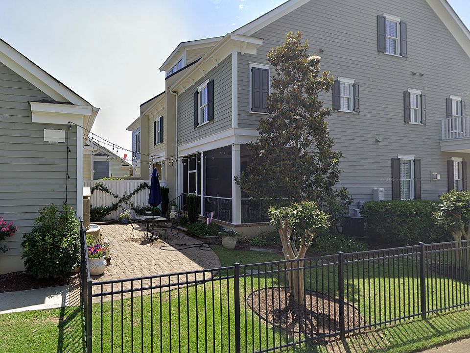 2nd image of 242 Waterstone Dr