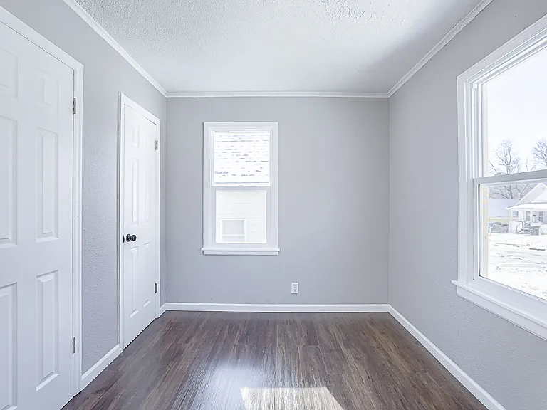 5345 N 33rd Ave — Photo 14