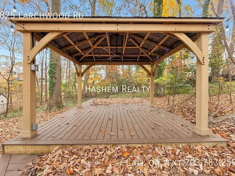 3825 Larchwood Rd — Photo 33