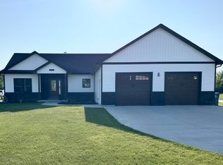 1911 N Southeast Boutell Rd, Essexville, MI 48732