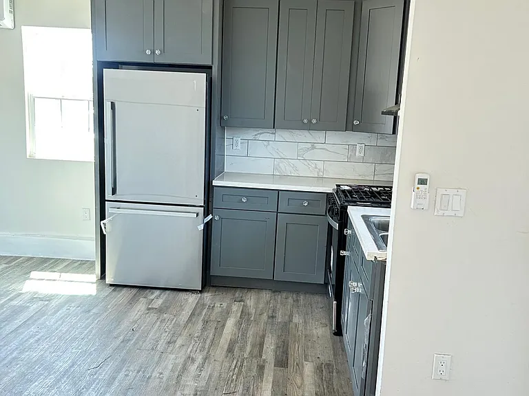 648 E 120th St #1/2 — Photo 5