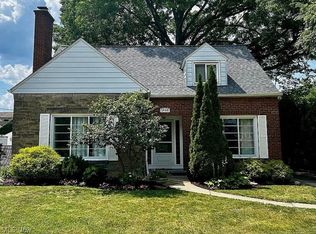 1466 Parkwood Rd, Lakewood, OH 44107