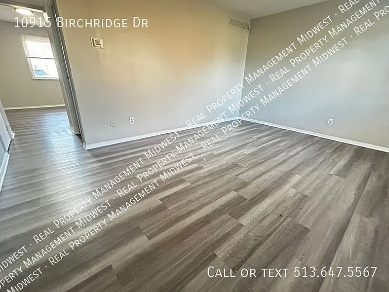 10915 Birchridge Dr — Photo 10