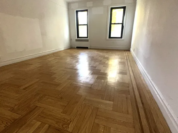 76-66 Austin Street image 1 of 4