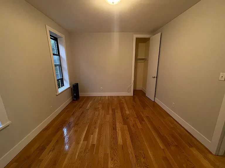 32-82 30th St #1B — Photo 5