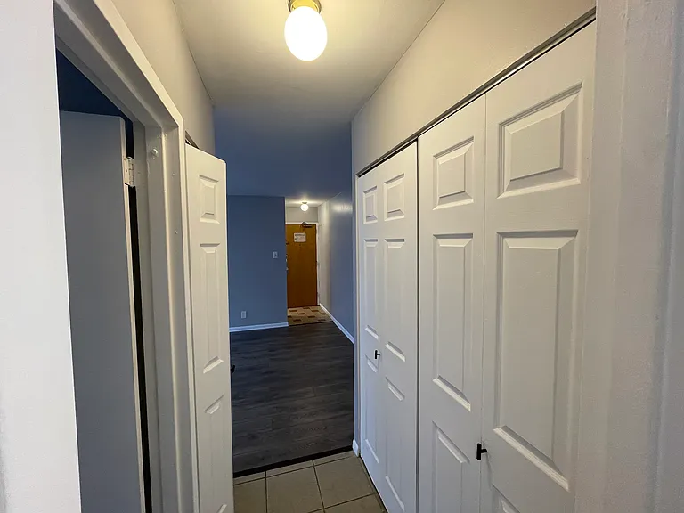 5920 N Kenmore Ave #210 — Photo 13