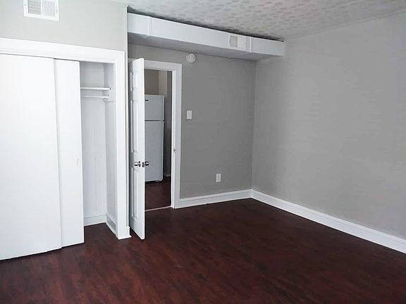 5th image of 420 W Ruscomb St #2NDFRONT